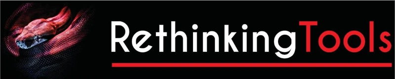 Logo von Rethinking Tools: rot-schwarze Schlange auf Schwarz, Schriftzug in Weiß und Rot mit roter Linie